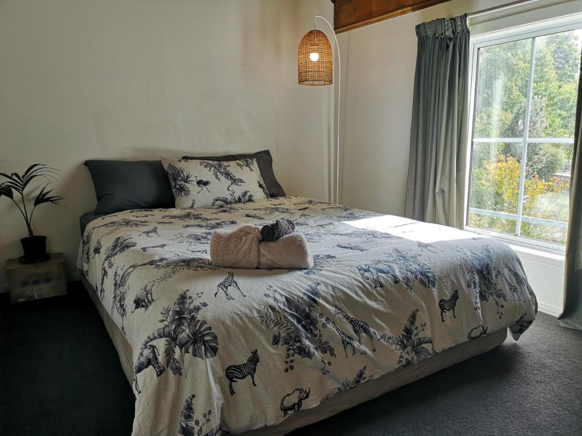 The Gisborne Club - Boutique Accommodation Bagian luar foto
